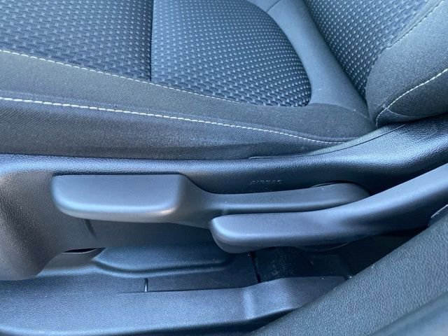 Used 2023 GMC Acadia SLE image 26