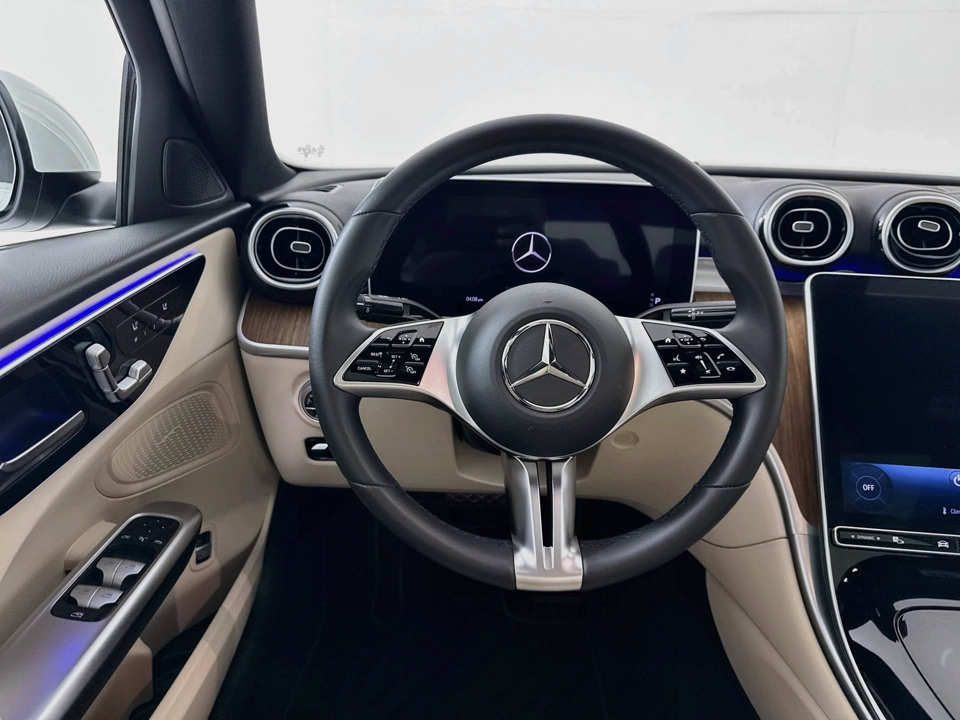 Used 2024 Mercedes-Benz C 300 Sedan image 24