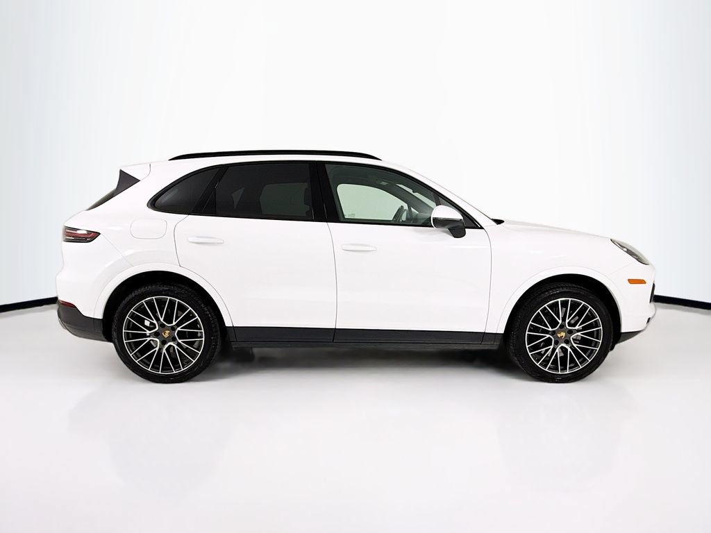 Certified 2023 Porsche Cayenne AWD/4WD image 8