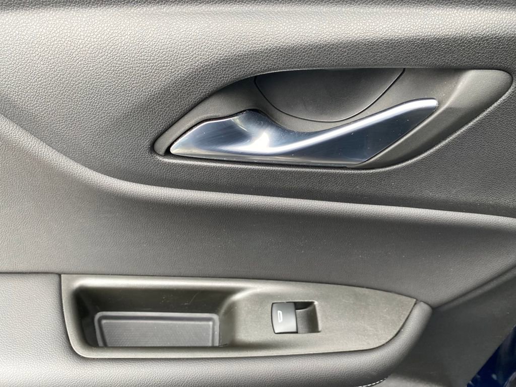 Used 2022 Chevrolet Blazer LT image 16