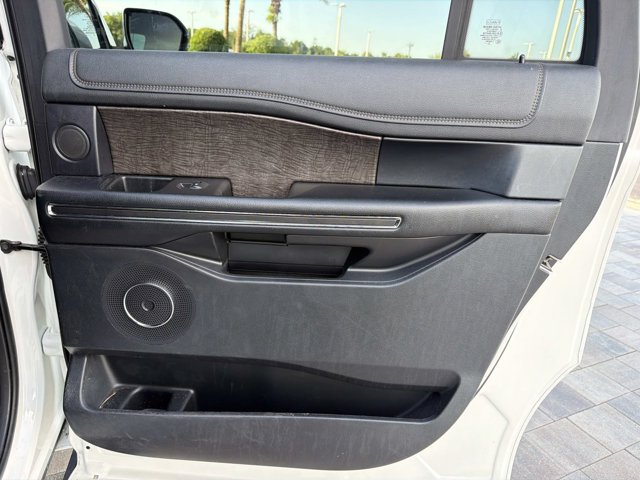 Used 2021 Ford Expedition Max Limited AWD/4WD image 21