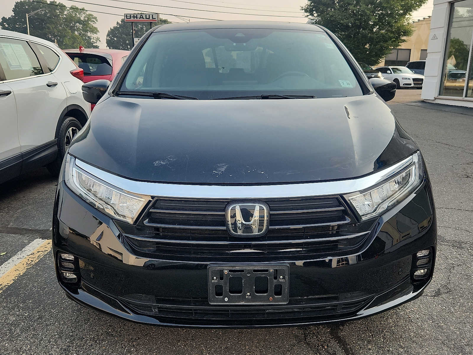 Used 2023 Honda Odyssey Touring image 2