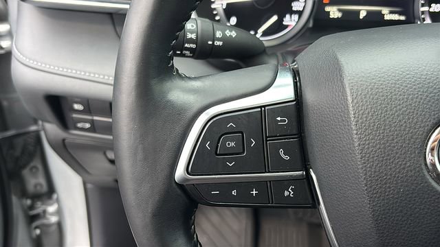 Used 2021 Toyota Highlander XSE image 18