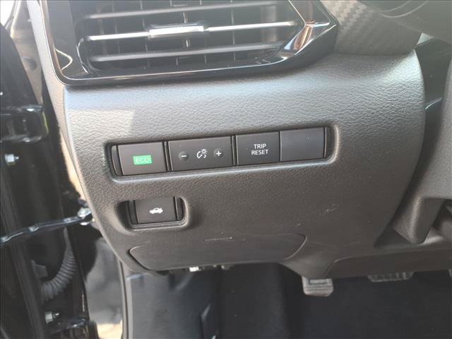 Used 2025 Nissan Sentra SR FWD image 20
