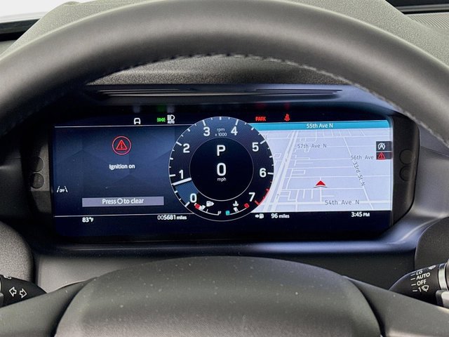 Used 2025 Land Rover Discovery Sport S image 13