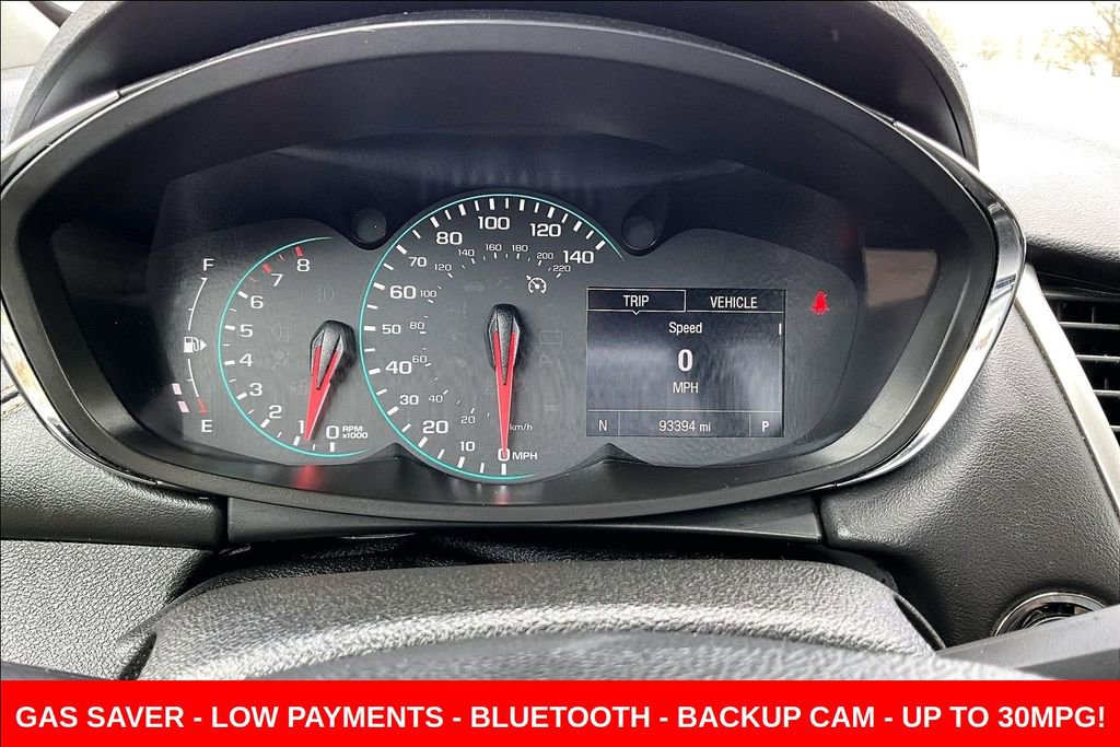 Used 2018 Chevrolet Trax LT w/ LT Convenience Package image 13