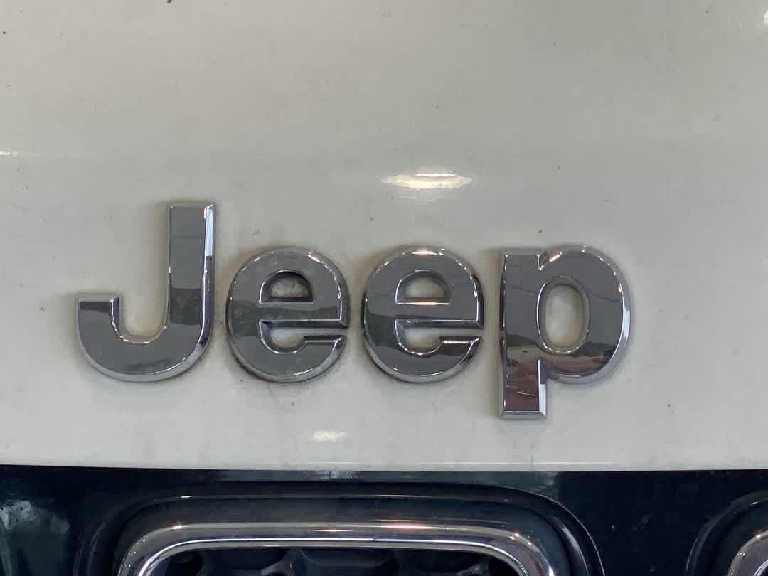 Used 2018 Jeep Compass Latitude w/ Popular Equipment Group AWD/4WD image 10