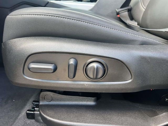 Certified 2025 Chevrolet Blazer LT image 28