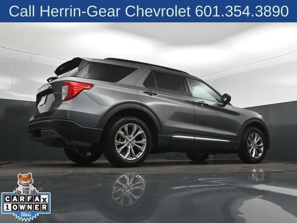 Used 2023 Ford Explorer XLT w/ Equipment Group 202A AWD/4WD image 42
