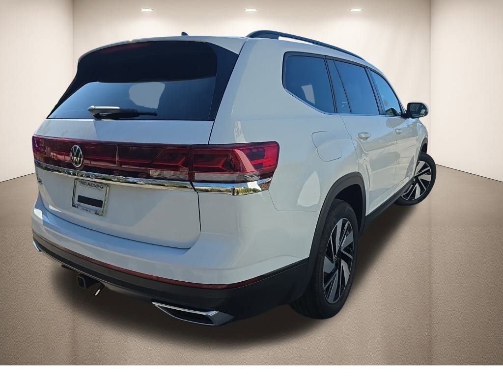 Used 2025 Volkswagen Atlas SE image 7