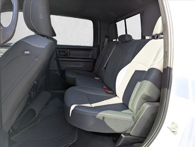 Used 2024 RAM 3500 Tradesman w/ Chrome Appearance Group image 18