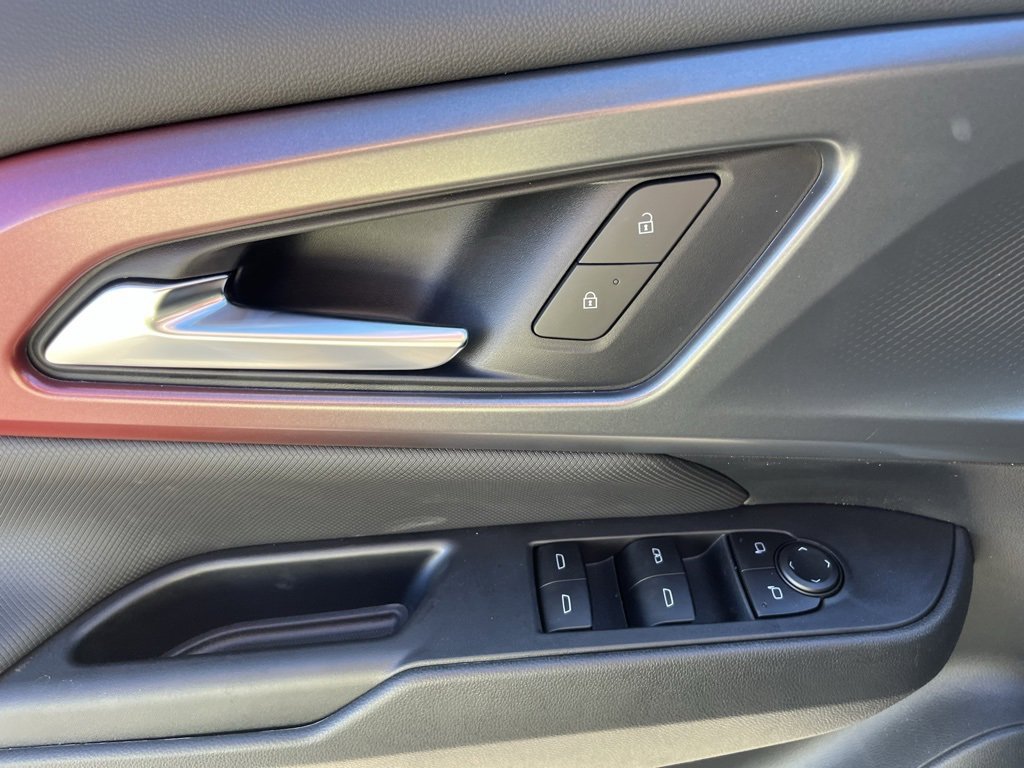 New 2026 Chevrolet Equinox EV RS image 14