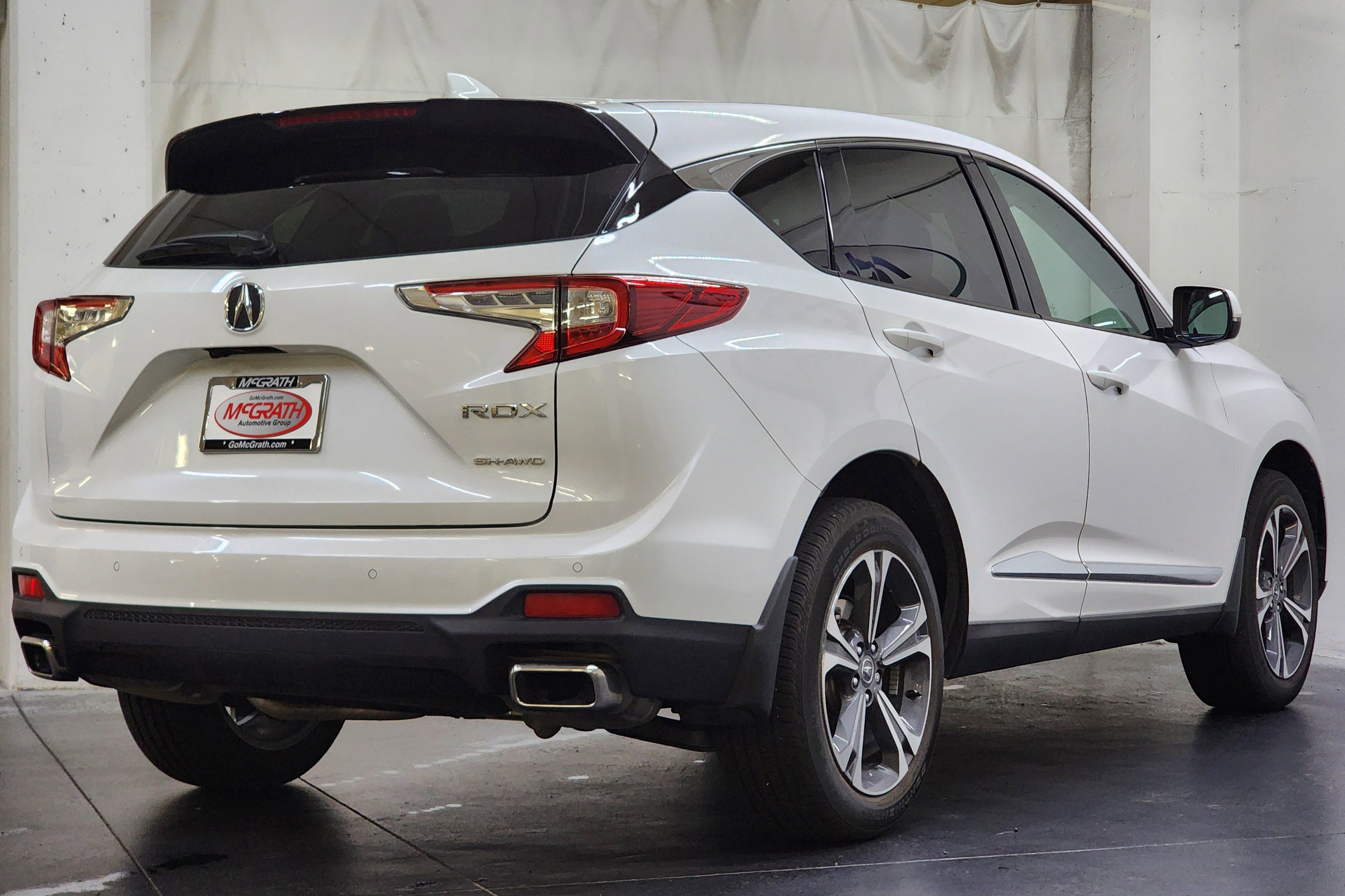 Certified 2025 Acura RDX SH-AWD w/ Technology Package image 5