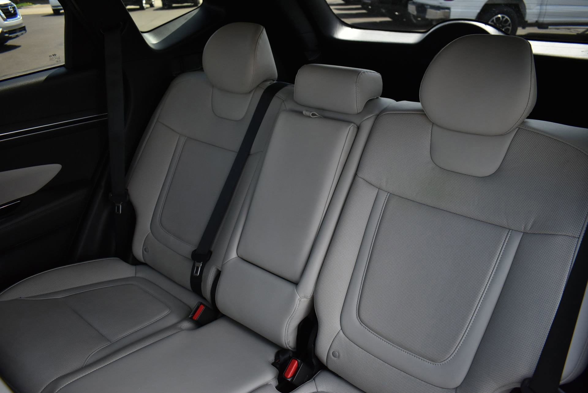 Used 2024 Hyundai Tucson Limited image 17