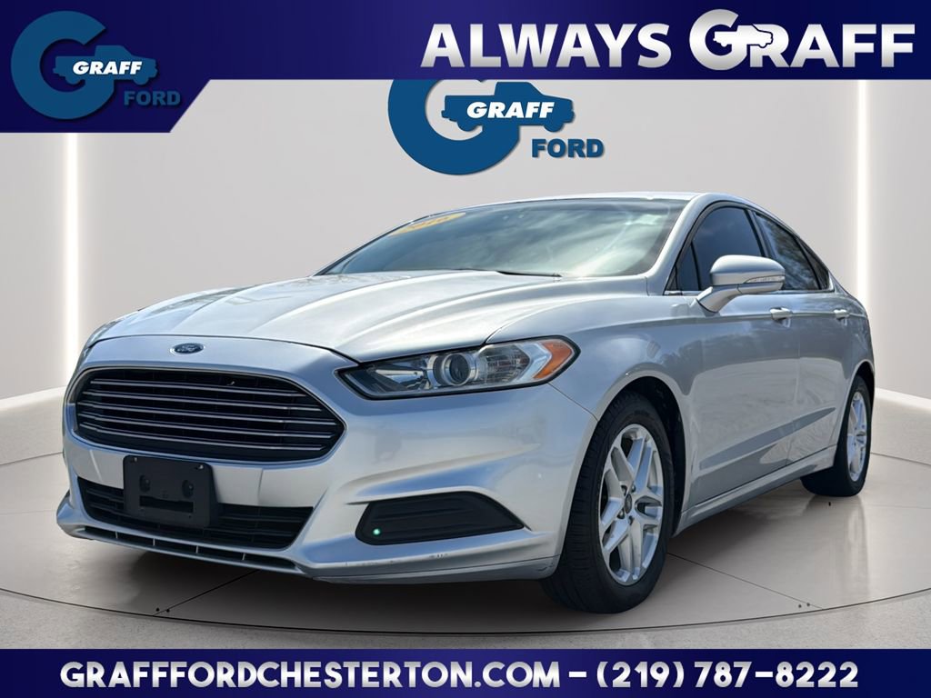 Used 2016 Ford Fusion SE FWD image 1