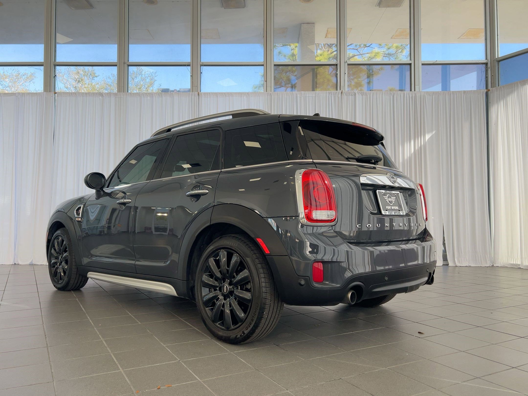 Used 2019 MINI Cooper Countryman S image 3