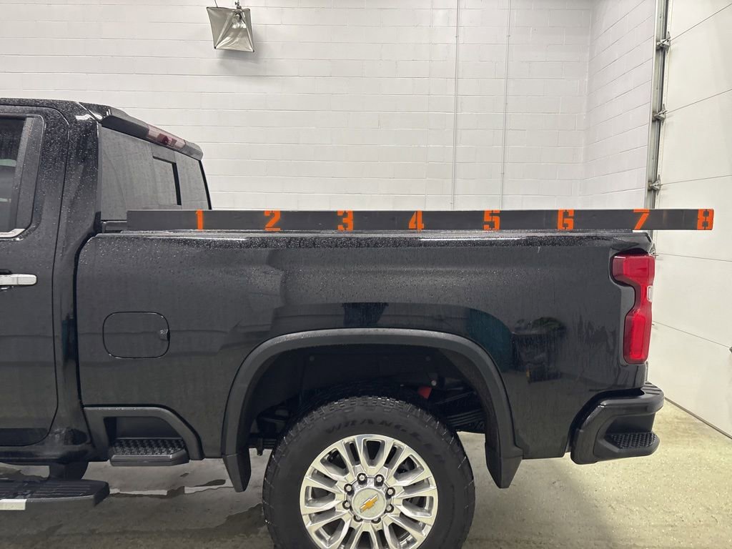 Used 2021 Chevrolet Silverado 3500 High Country image 10