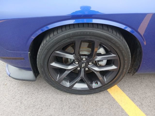 Used 2021 Dodge Challenger GT w/ Driver Convenience Group RWD image 11