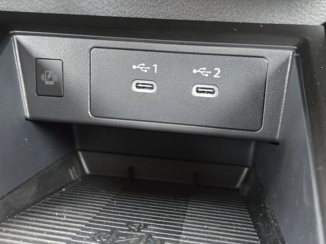 New 2026 Nissan Kicks SR w/ Cold Weather Package image 26