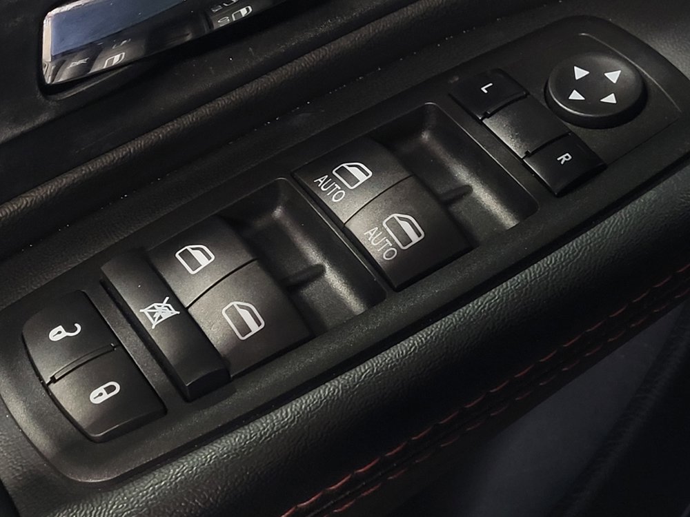 Used 2017 Dodge Grand Caravan GT FWD image 27