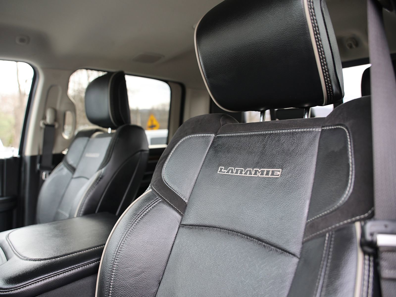 Used 2024 RAM 2500 Laramie image 22