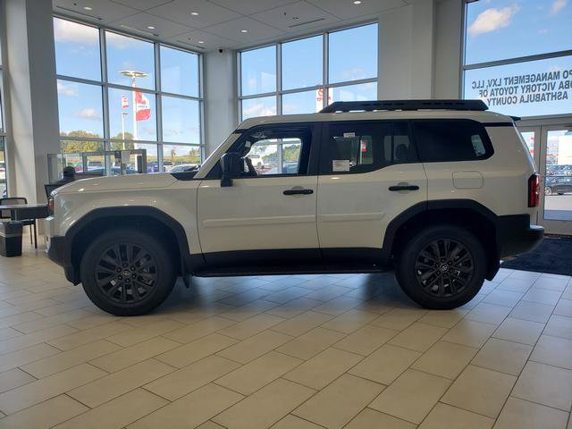 New 2027 Toyota Land Cruiser w/ Premium Package AWD/4WD image 9