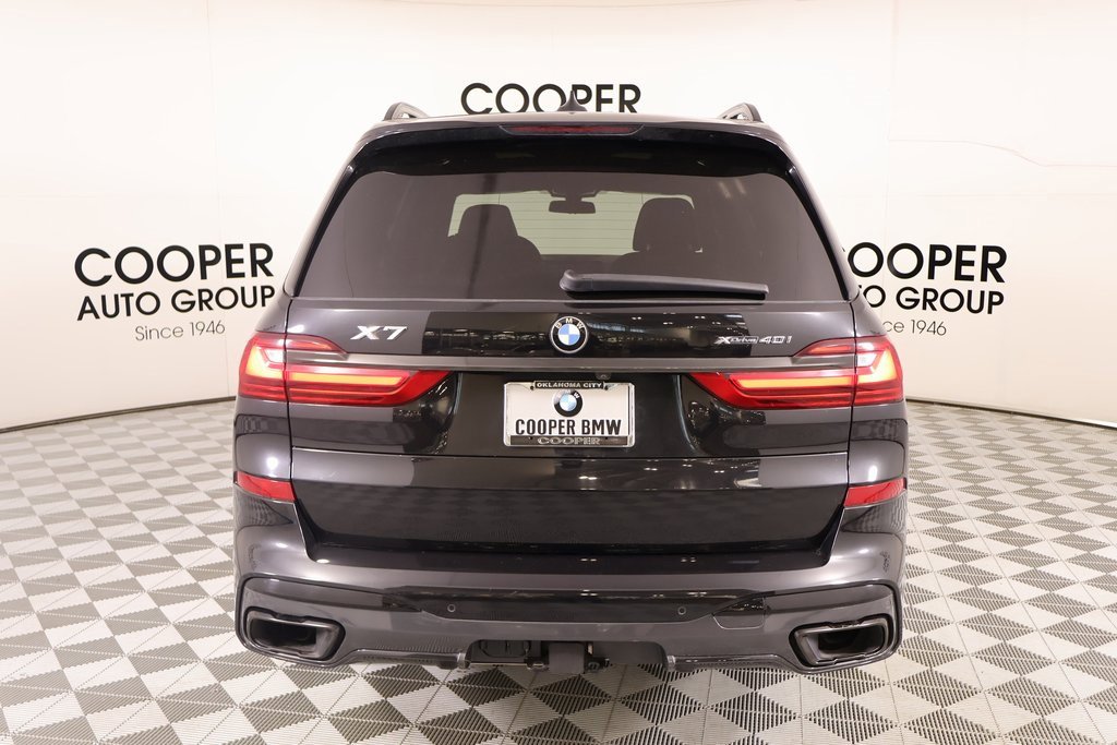 Used 2022 BMW X7 xDrive40i w/ M Sport Package image 25
