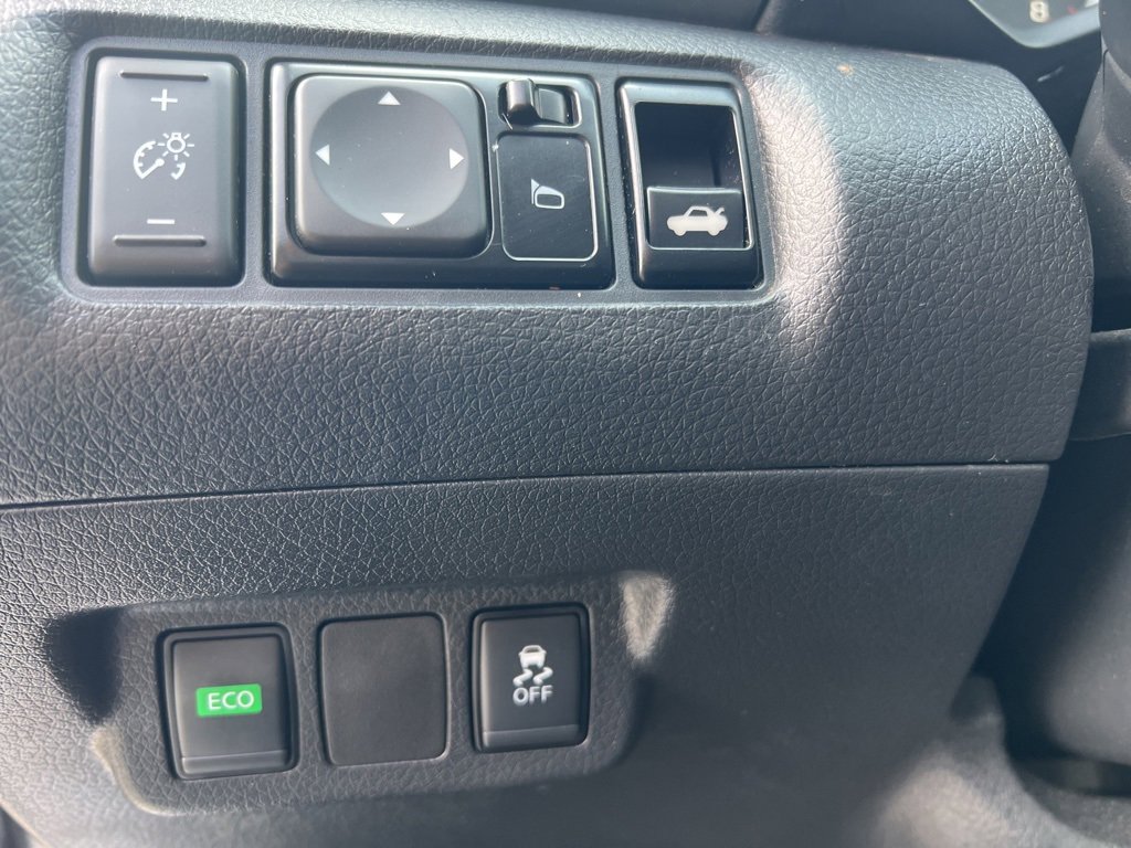 Used 2019 Nissan Sentra SV image 11