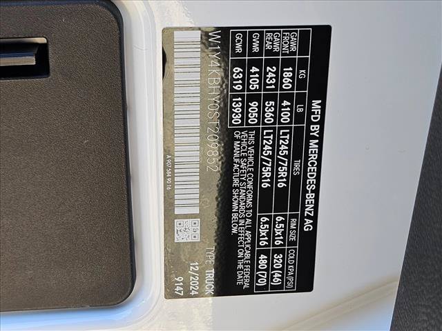 Used 2025 Mercedes-Benz Sprinter 2500 image 17