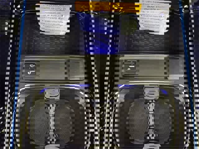 Used 2025 Mercedes-Benz GLB 250 GLB 250 image 32