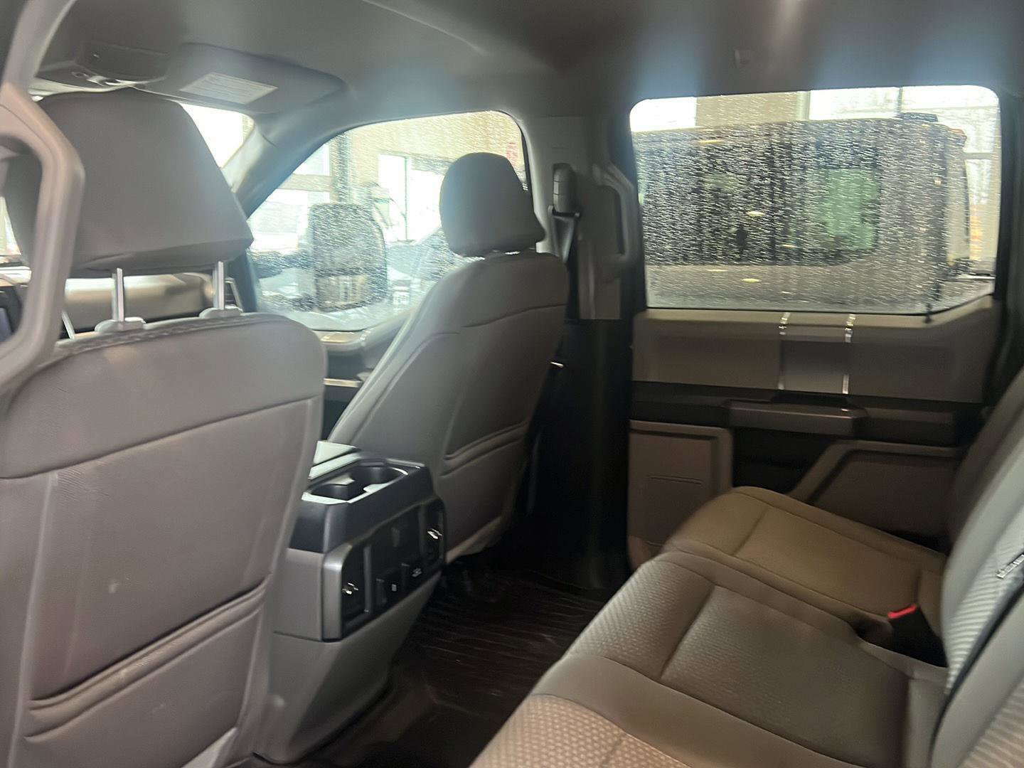 Used 2022 Ford F250 XLT w/ XLT Premium Package image 16