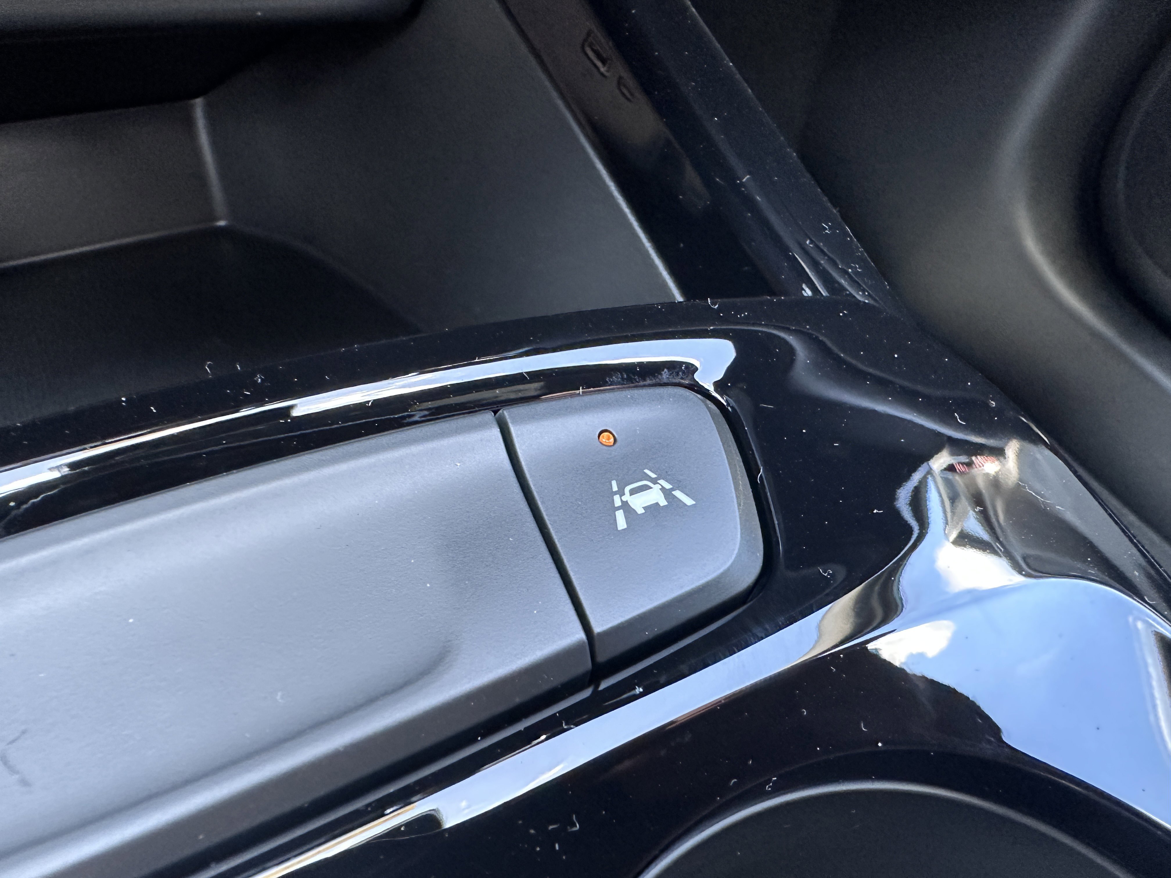 New 2025 Chevrolet Trax RS w/ Driver Confidence Package image 21