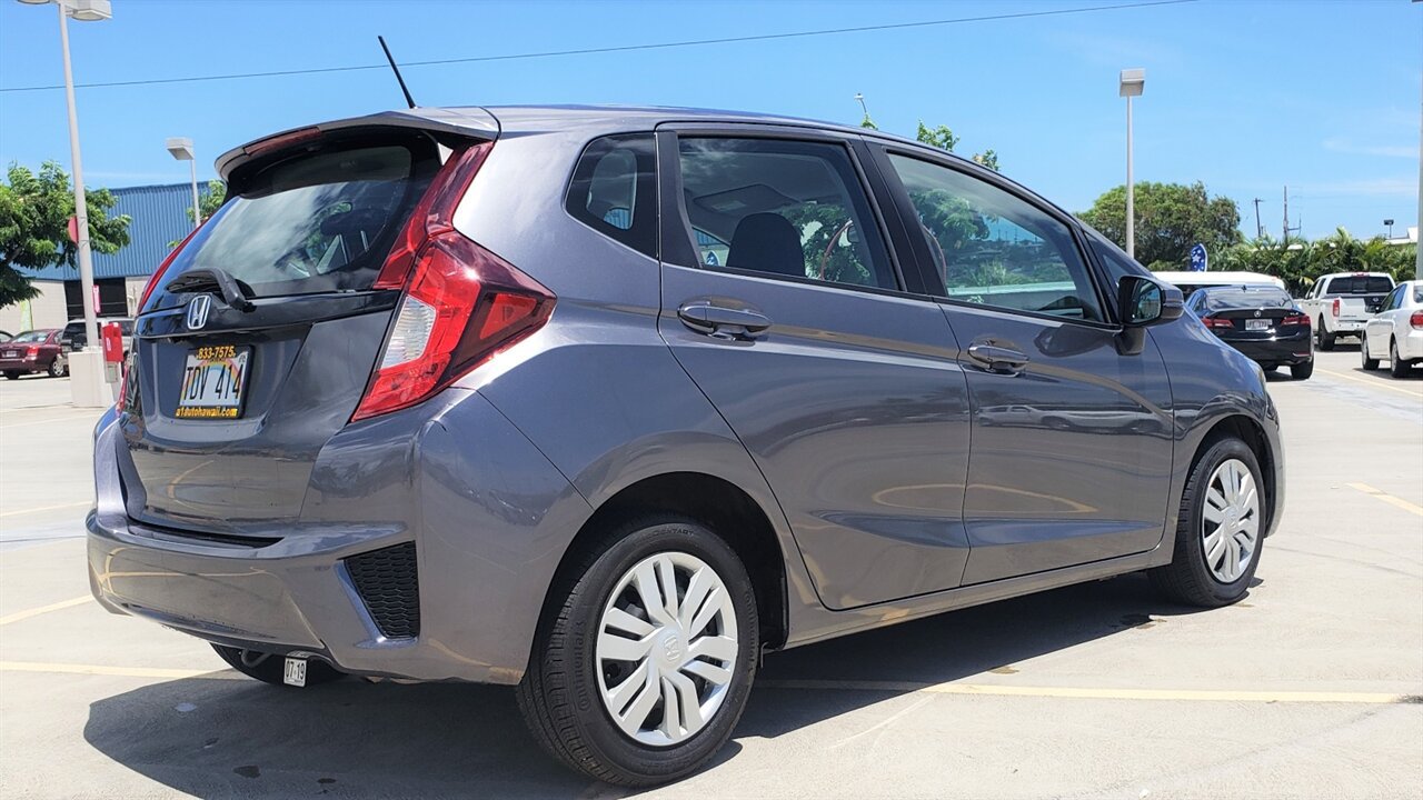 Used 2017 Honda Fit LX image 6