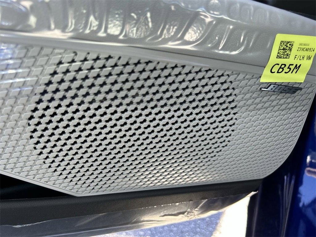 New 2025 Hyundai Elantra Limited image 21