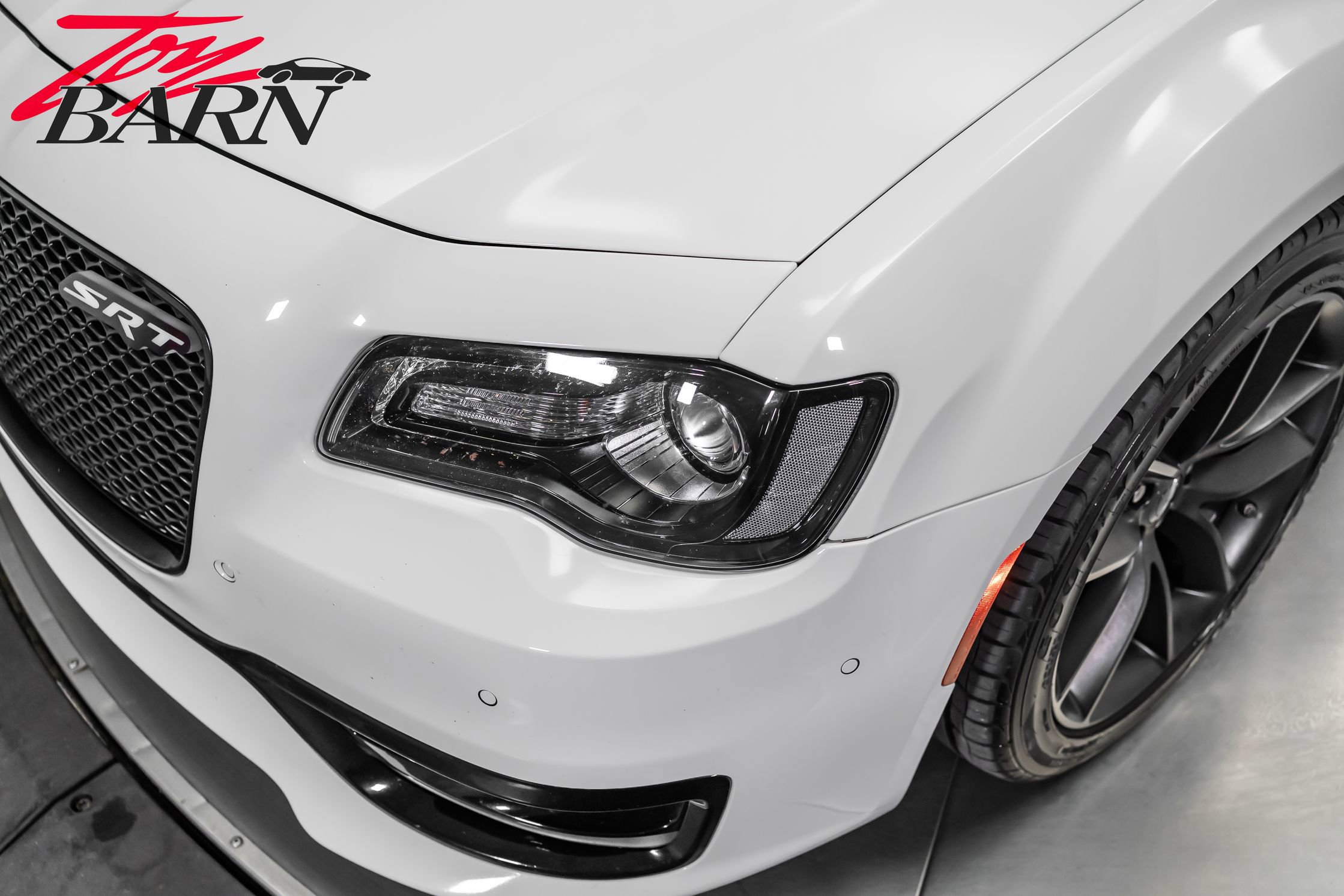 Used 2023 Chrysler 300 C RWD image 11