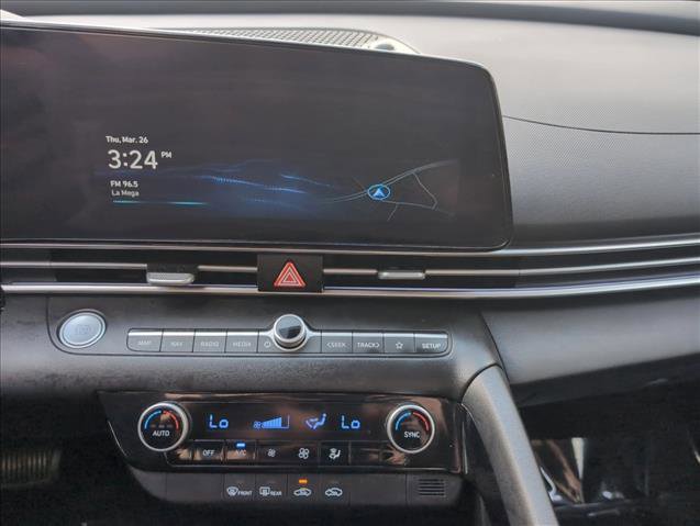 Certified 2024 Hyundai Elantra Blue image 14