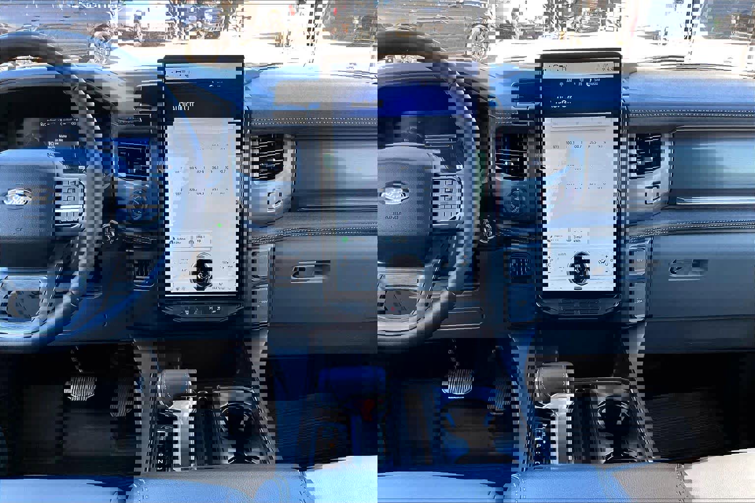 Certified 2025 Ford F150 Lightning Flash image 6