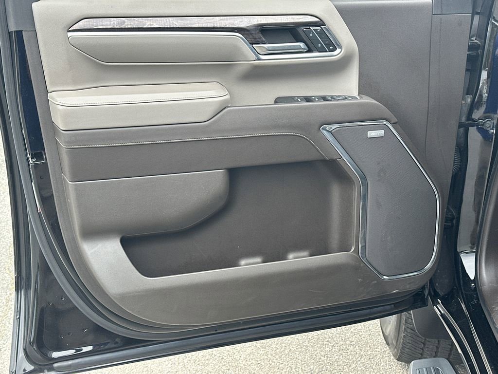 Certified 2024 Chevrolet Silverado 2500 LTZ w/ LTZ Convenience Package image 10