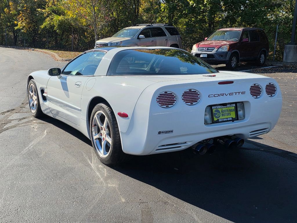 Used 2004 Chevrolet Corvette Coupe w/ Preferred Equipment Group image 5