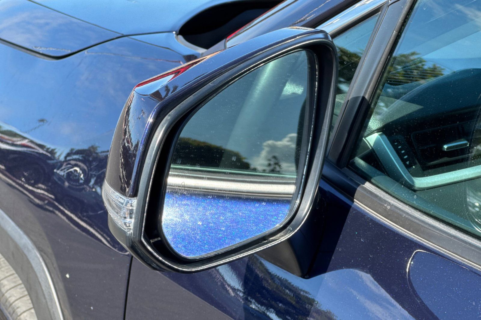 Used 2021 Toyota RAV4 XLE Premium w/ Carpet Mat Package (TMS) image 49