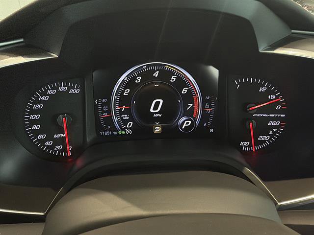 Used 2019 Chevrolet Corvette Stingray Coupe w/ 1LT RWD image 12