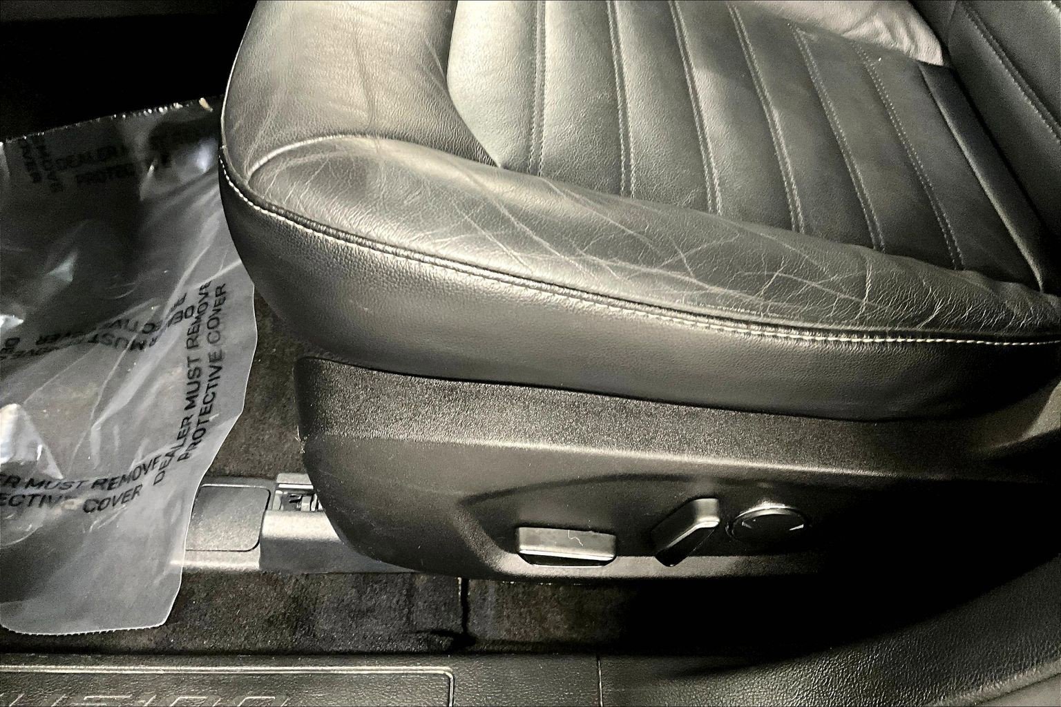 Used 2017 Ford Fusion SE w/ Fusion SE Technology Package FWD image 38