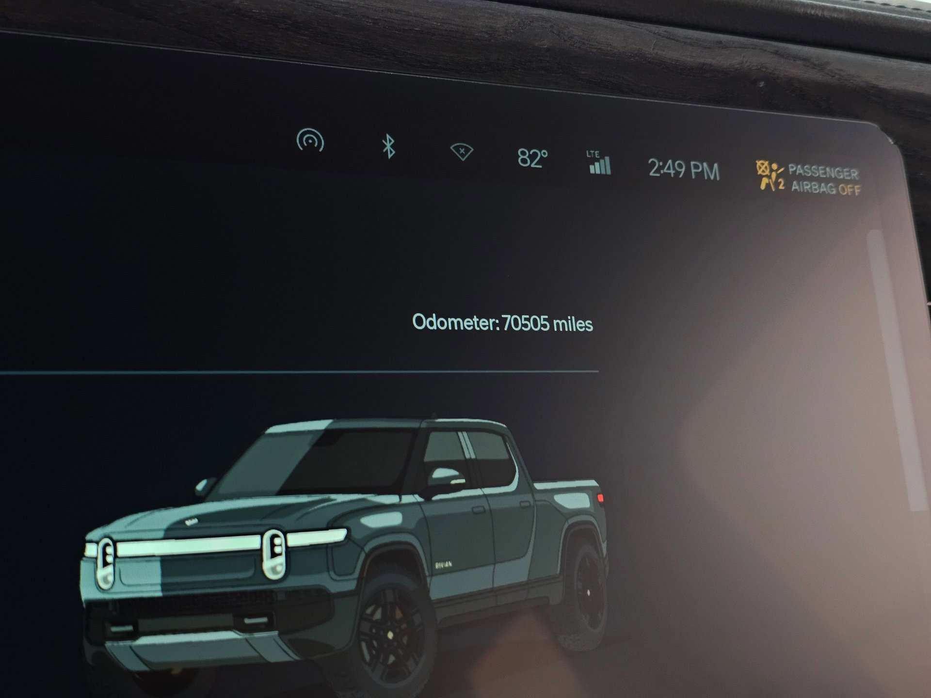 Used 2022 Rivian R1T Adventure image 49