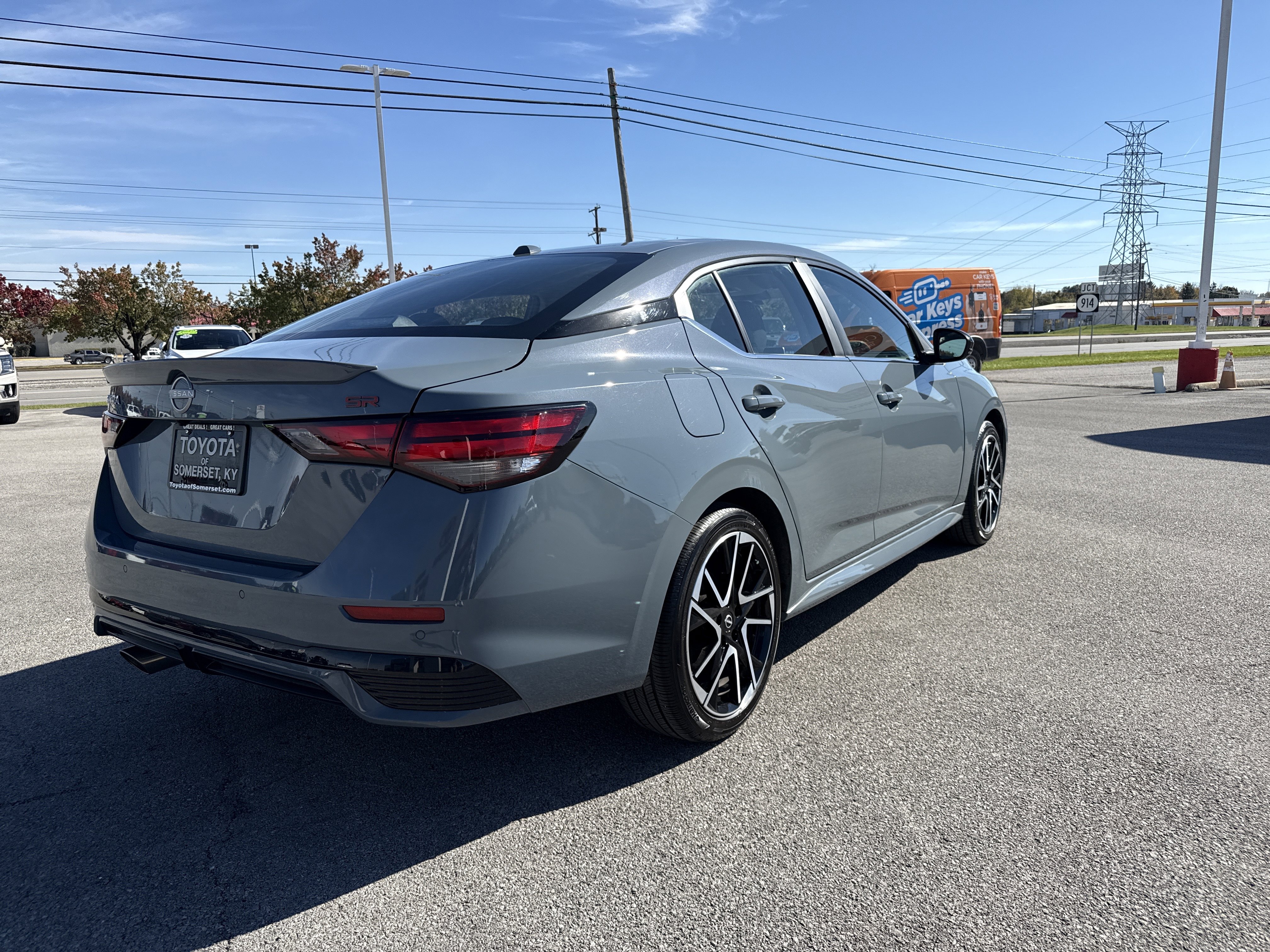 Used 2025 Nissan Sentra SR image 5