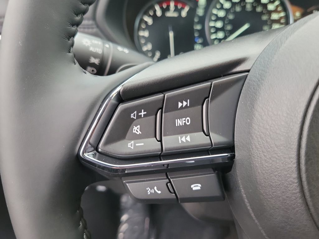 New 2025 MAZDA CX-5 AWD 2.5 S w/ Premium Plus Pkg image 5