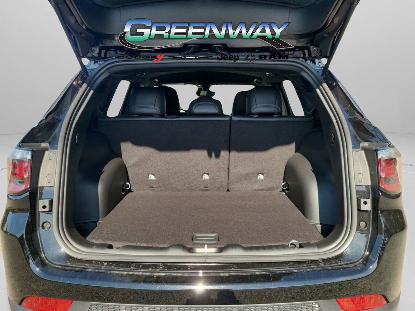 New 2026 Jeep Compass Latitude image 7