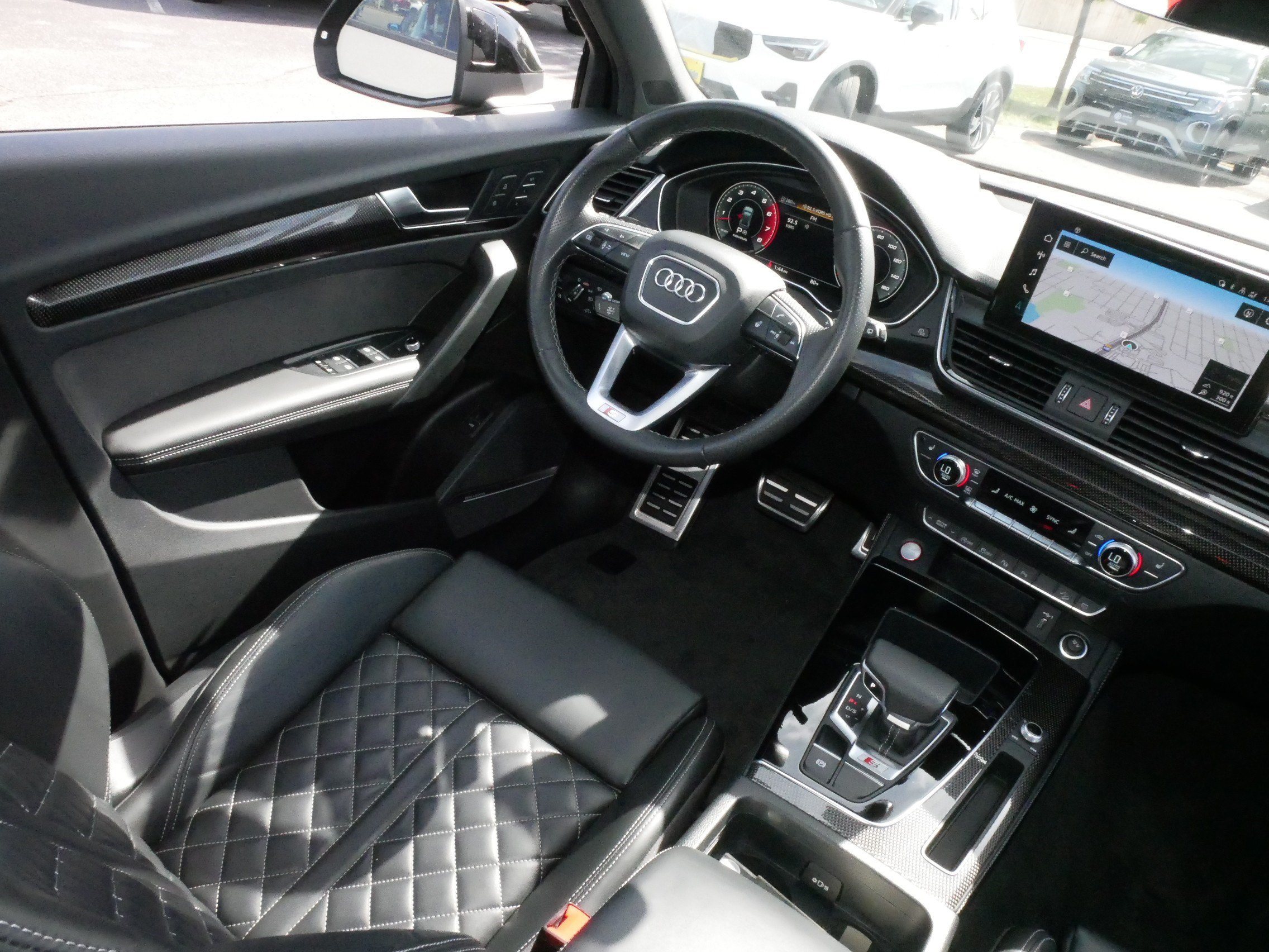 Used 2023 Audi SQ5 Prestige w/ Prestige Package AWD/4WD image 9