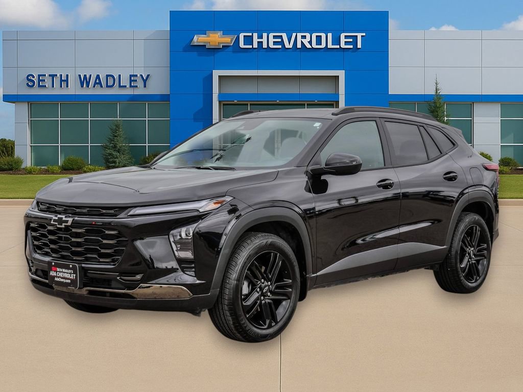 Used 2025 Chevrolet Trax ACTIV w/ Sunroof Package image 3