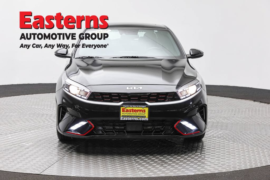 Used 2023 Kia Forte GT-Line w/ GT-Line Premium Package FWD image 2