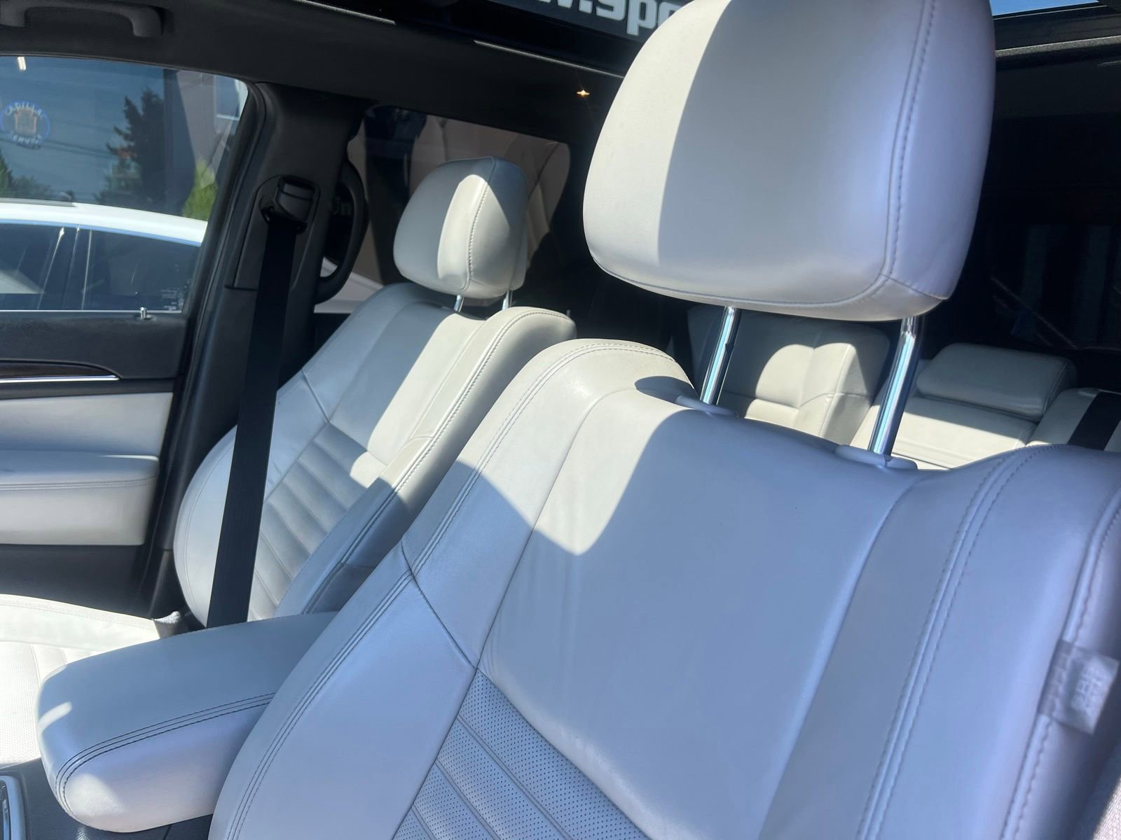 Used 2018 Jeep Grand Cherokee Limited AWD/4WD image 21